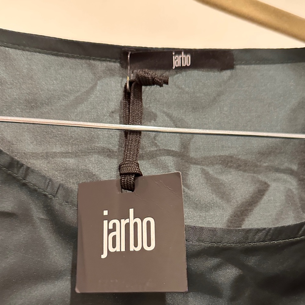 Jarbo Women's Black Top